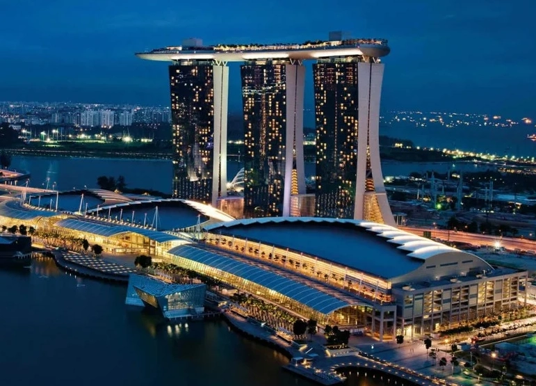 Budget travel Singapore