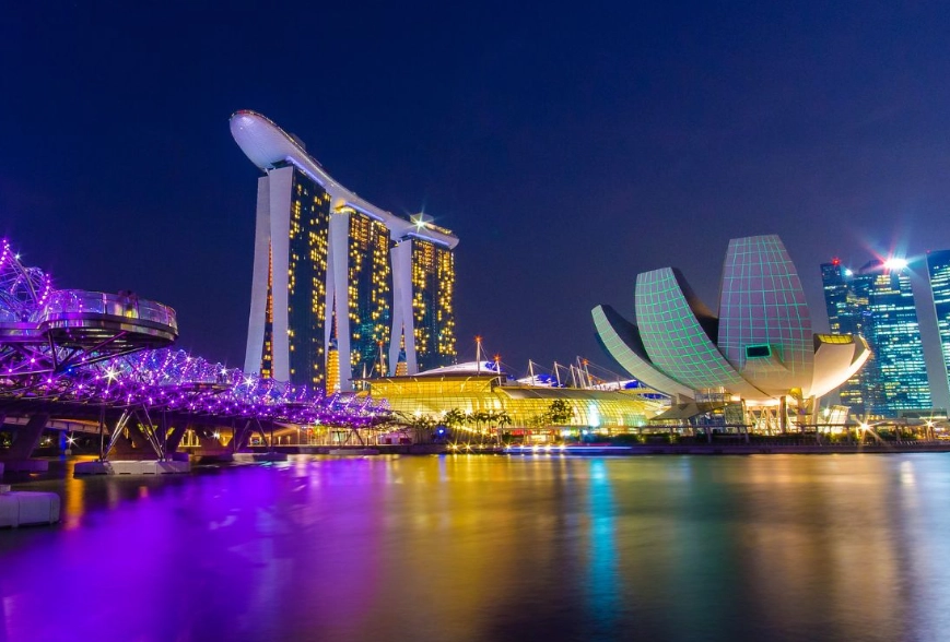 Budget travel Singapore