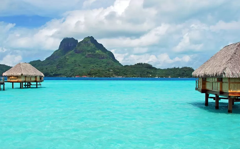 Bora Bora vs Fiji comparison