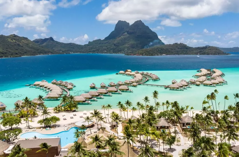 Tahiti vs Bora Bora Tahiti vs Bora Bora