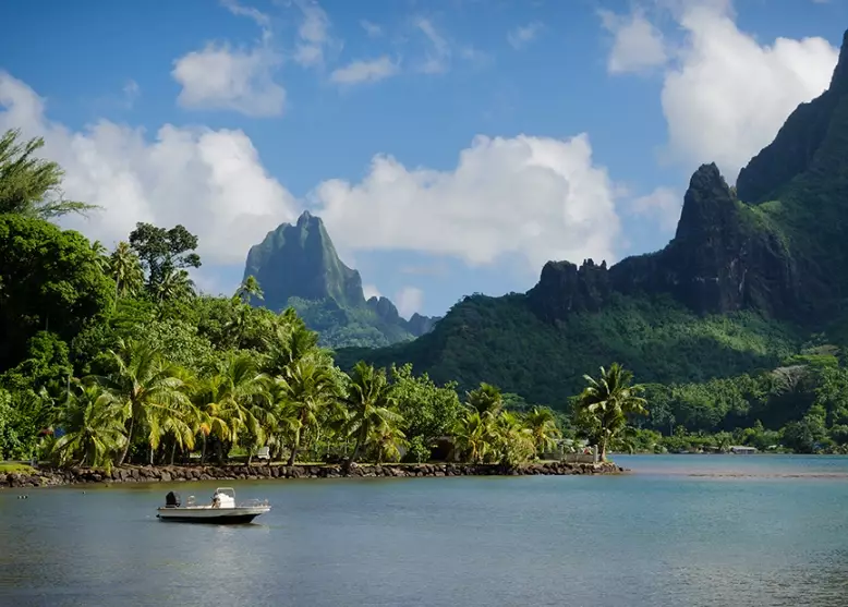 population of Tahiti