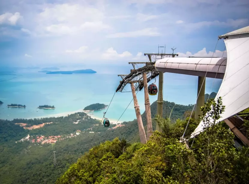 Malaysia cultural taboos