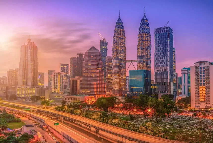 Thailand vs Malaysia travel