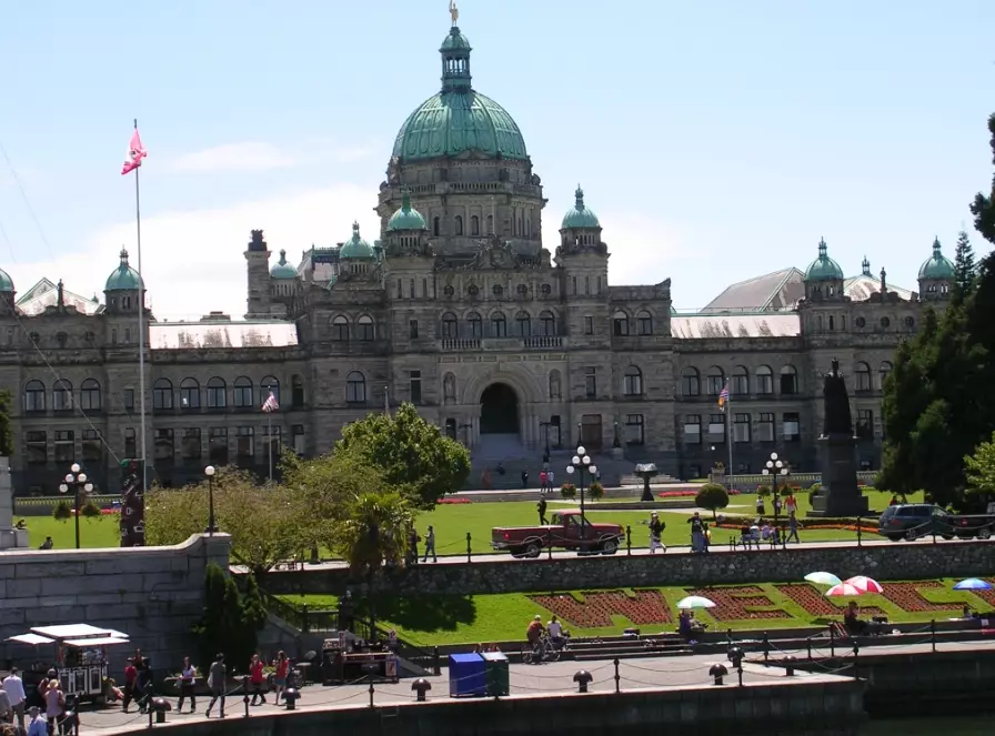 Canada tourist attractions