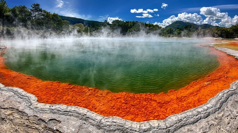 biggest tourist attraction New Zealand