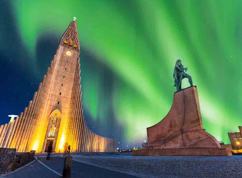 Iceland travel expenses