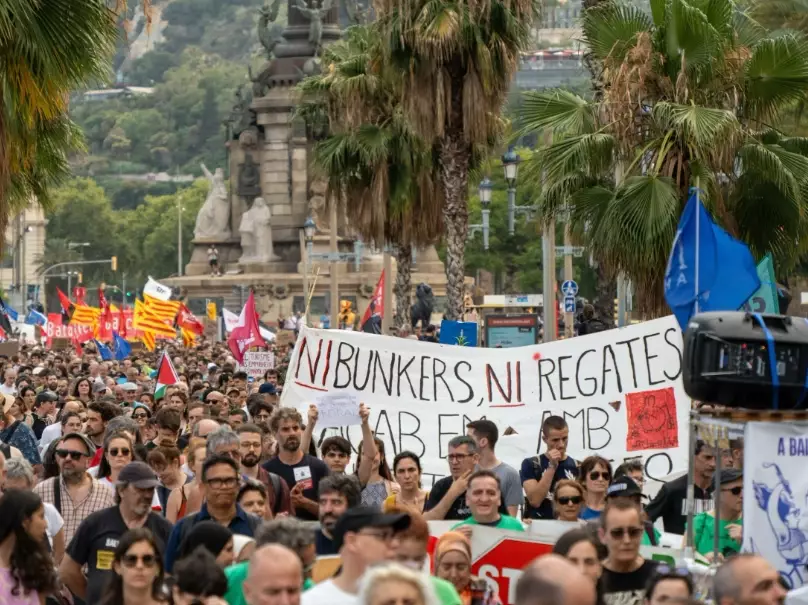 Spain tourism problems