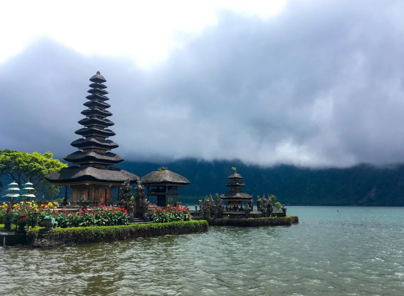 best island for honeymoon