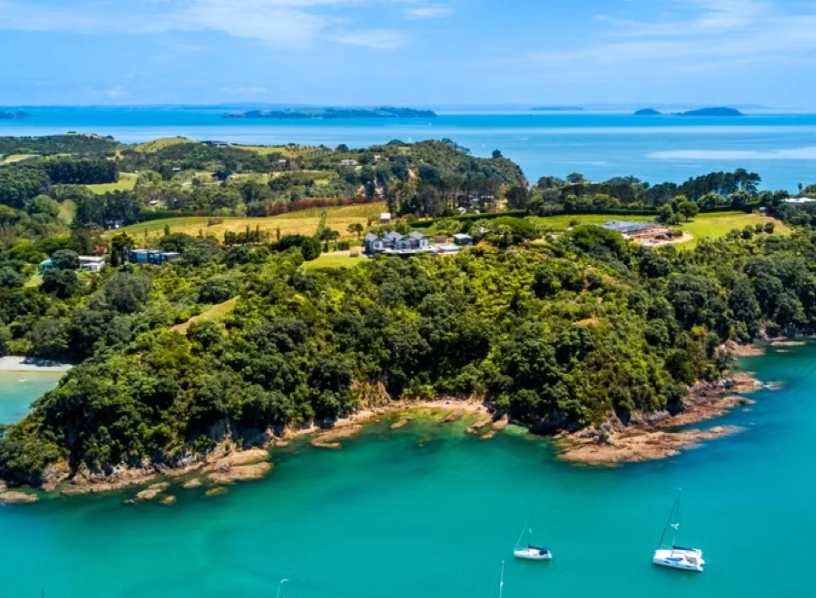 New Zealand travel cost